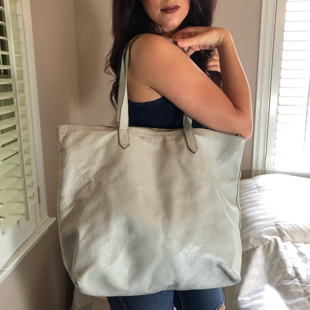 LARGE Cuyana Sky Blue Leather Tote Bag Purse - Picture 4 of 6